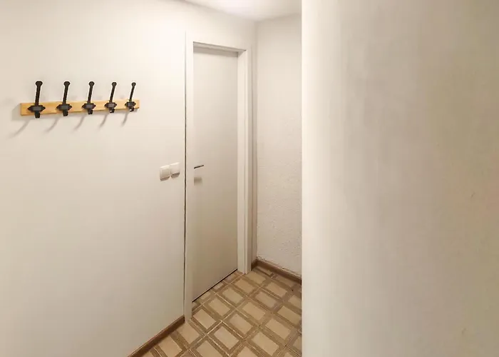 Stunning In With House Sea View Apartman