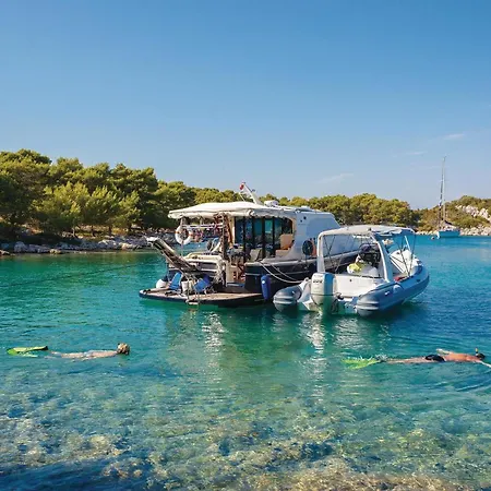 Stunning In With House Sea View 公寓 *