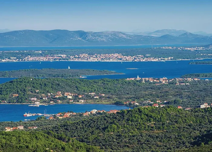 Stunning In With House Sea View *